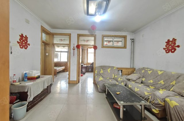 柳泉花园 铁路安民 三室一厅，停车方便，诚信出售有钥匙