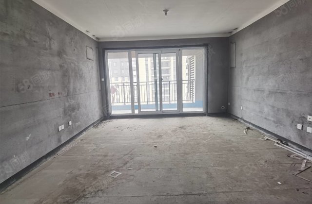 崇文苑4室2厅168㎡85万二手房图片