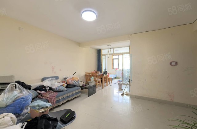 镜明花园！75万！临湖而居！三居室！停车方便！采光好！可按揭