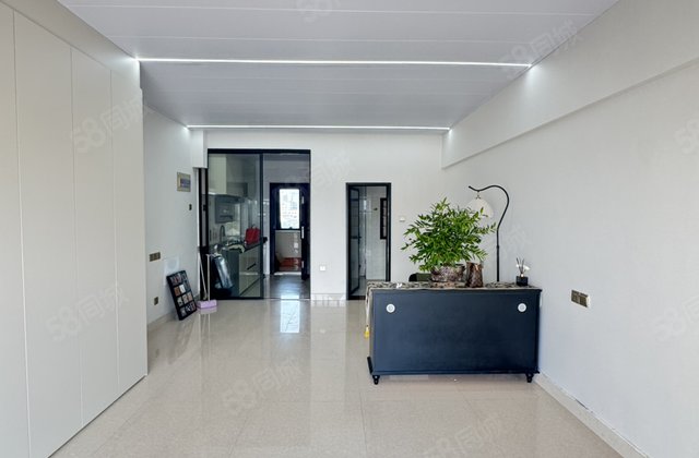 红石梁广场1室1厅48㎡56.8万二手房图片