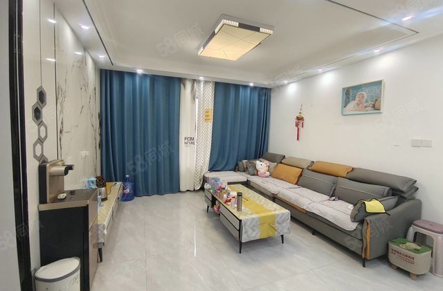 急售，10号院东边户，带车位储藏室