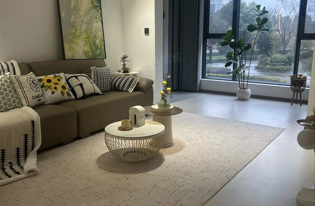 旭辉澄江府(一期1-37)3室2厅124.36㎡159万二手房图片