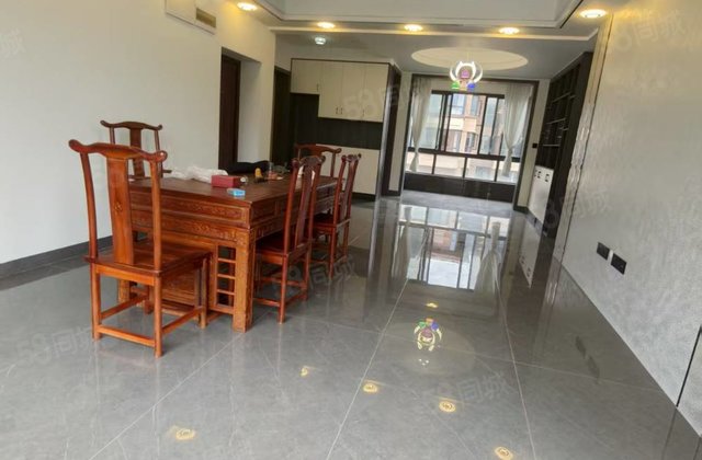 仁山公园紫荆苑4室2厅138㎡54.8万二手房图片