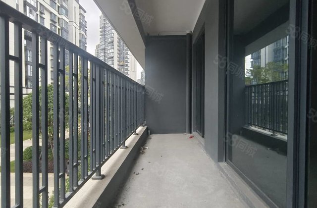 湖北交投麓园道3室2厅120㎡71.8万二手房图片