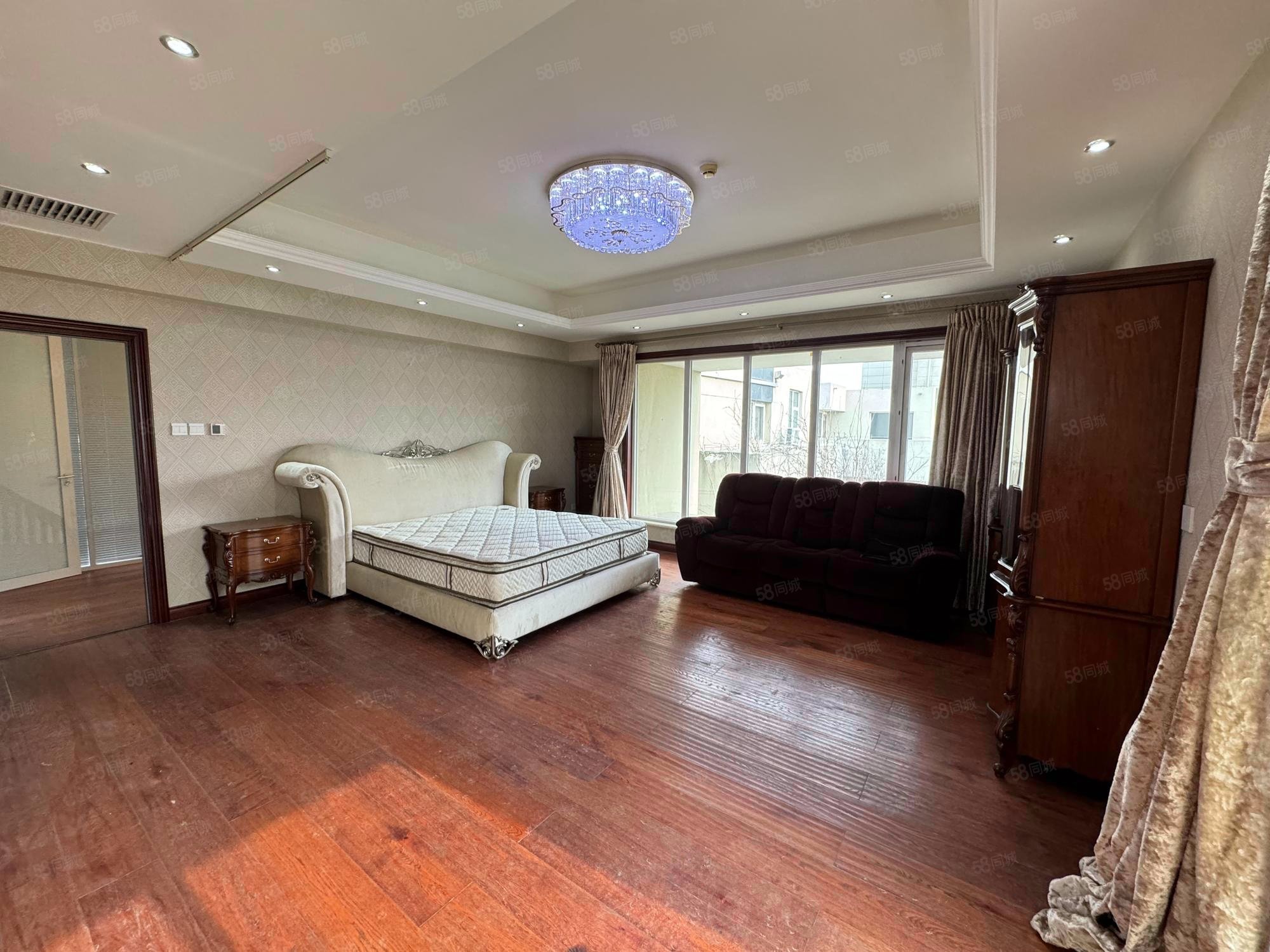 澳景園5室3廳4衛(wèi)475.78㎡南北1999萬