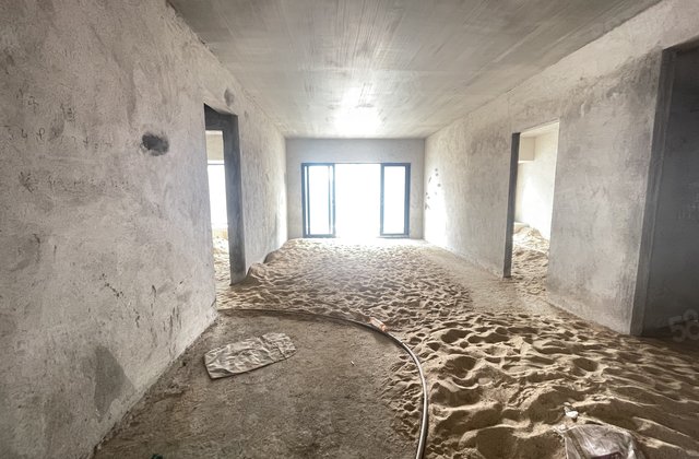 财富世家4室2厅142.42㎡145万二手房图片