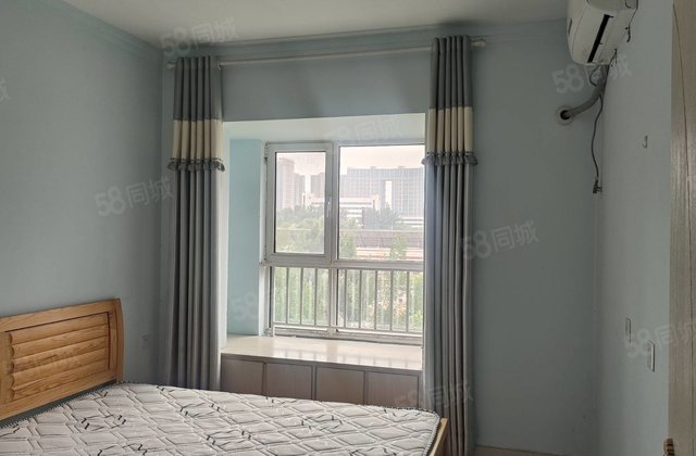 阳光逸墅 带车位 储藏室免大税实验