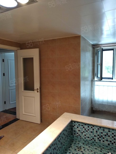 奧林溫泉小鎮(zhèn)2室1廳1衛(wèi)72㎡南45萬