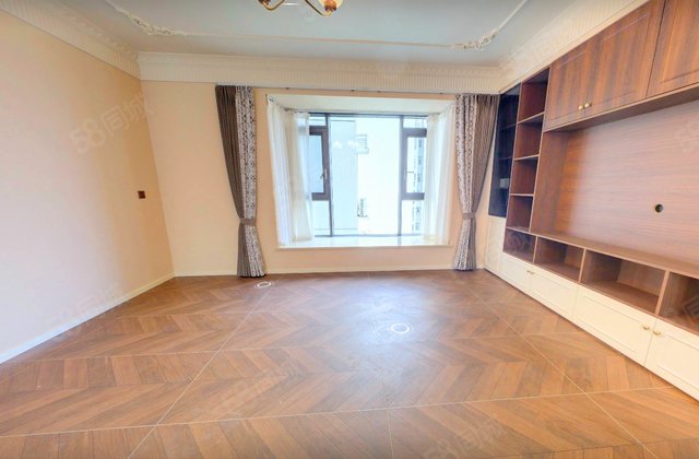 风尚国际锦屏苑4室2厅153.75㎡328万二手房图片