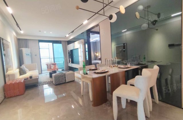 蓝光未来阅璟3室2厅99㎡52万二手房图片