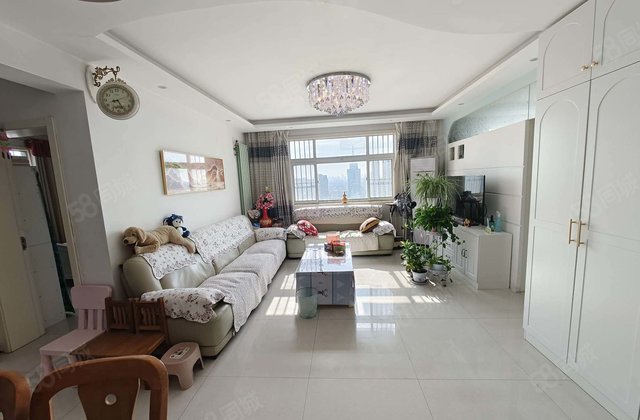 急售金凤龙庭小区 兴华西路   19楼 东边户 户型很好