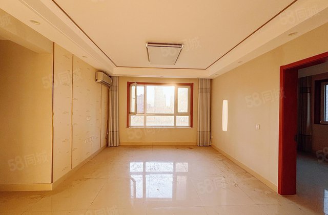 民生凤凰城2号院对过，一中，外国语，望岳嘉苑通透边户随时看房