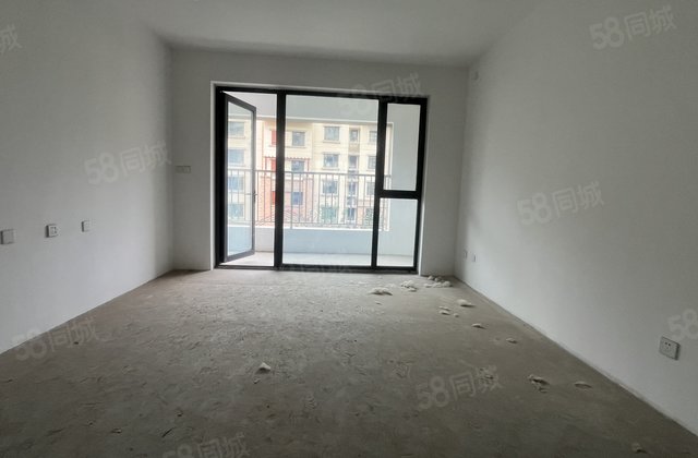 文轩！5层电梯洋房！带车库！走一手！能贷款！带储！西边户！急