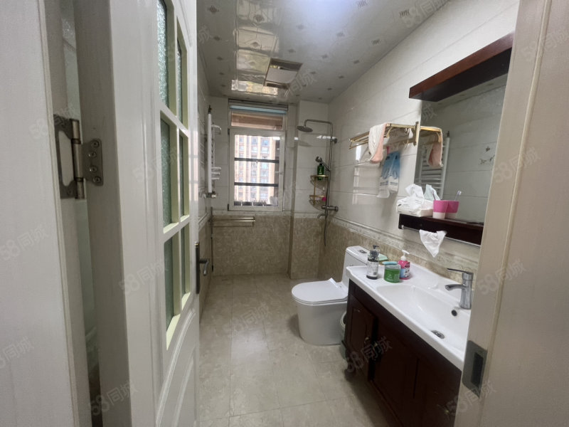 建业壹号城邦3室2厅1卫122㎡南北89万