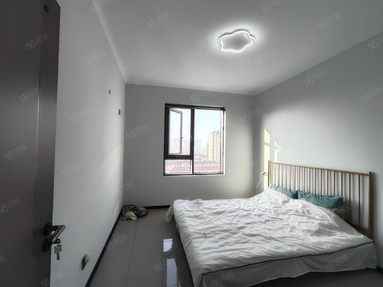 紫苑花园3室1厅1卫106.24㎡南36万