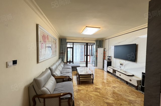 聊大旁,翡丽湾,二中南邻,带车位,四居室,观景房,随时看房！