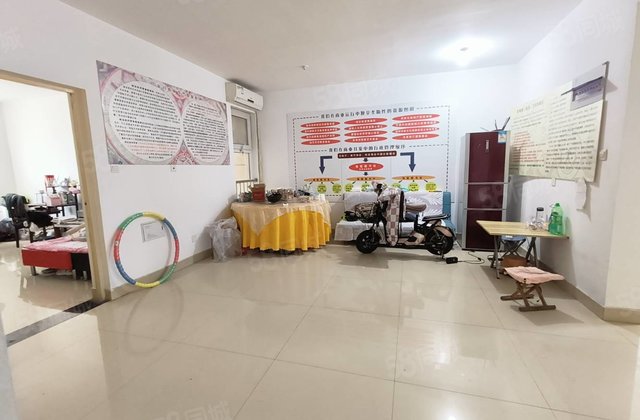 急 二干路东昌路 公园东邻 一梯两户 中间楼层 能按揭