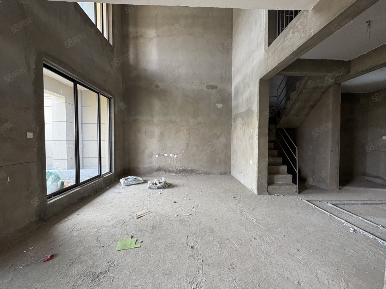 中梁壹号院(别墅)3室2厅3卫169㎡东南178万