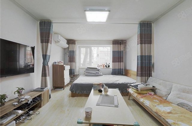 蓝郡嘉苑 中高层电梯一居 落地窗 采光视野好 好出租