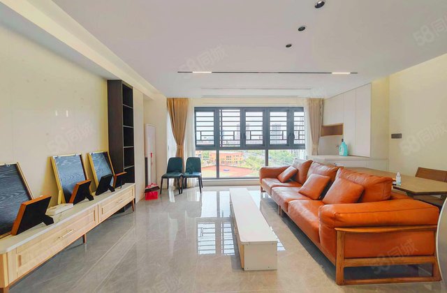 中梁正荣府4室2厅108㎡350万二手房图片