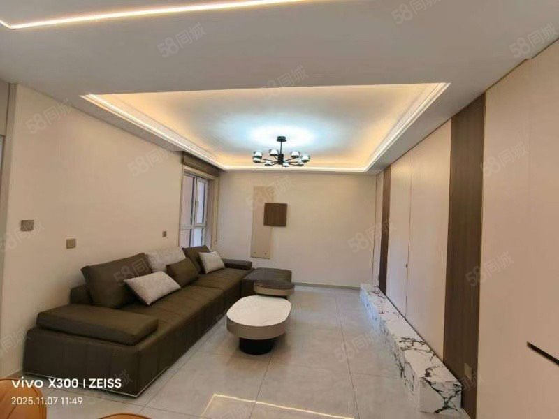 青湖铭城2室2厅1卫79㎡南北30万