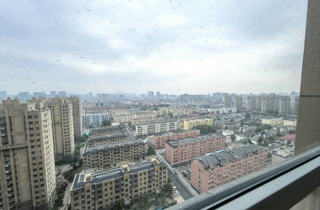 七中，振兴路  ！水晶丽城商品房3室双卫免大税带储