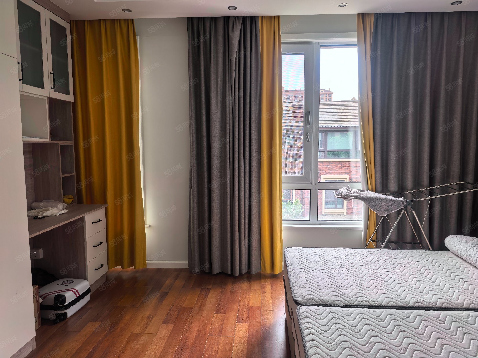 當(dāng)代旭輝墅4室2廳3衛(wèi)101.4㎡南北430萬