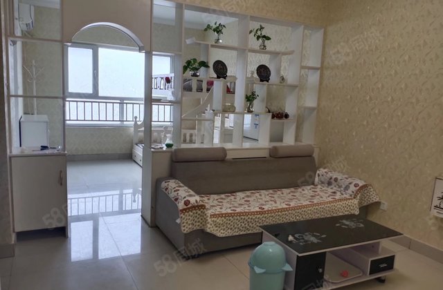 金柱绿城2室1厅1卫多层步梯。精装修➕28平地下室