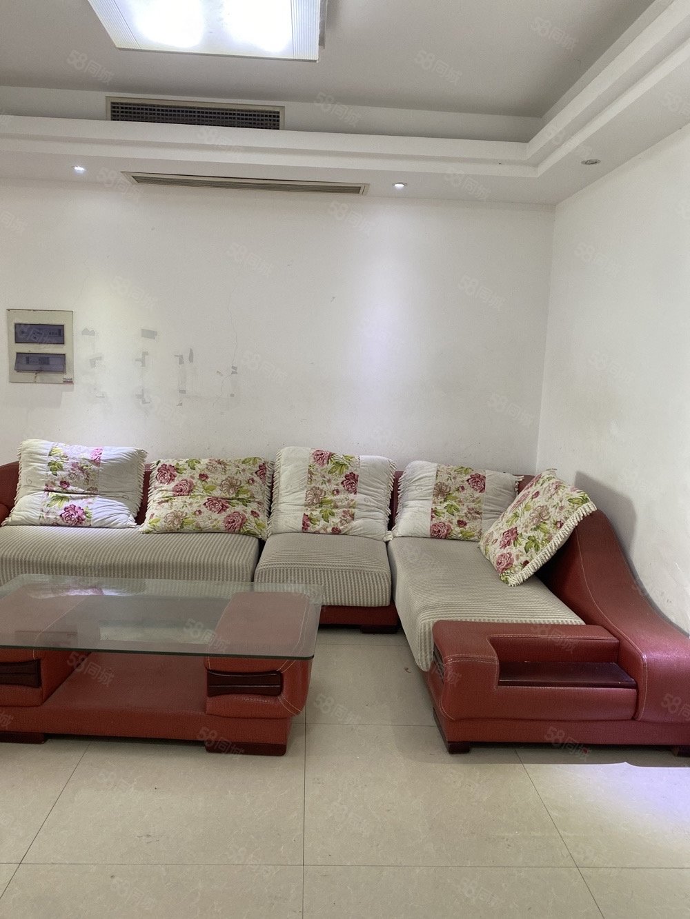 紫荆公寓2室2厅2卫118㎡南北180万