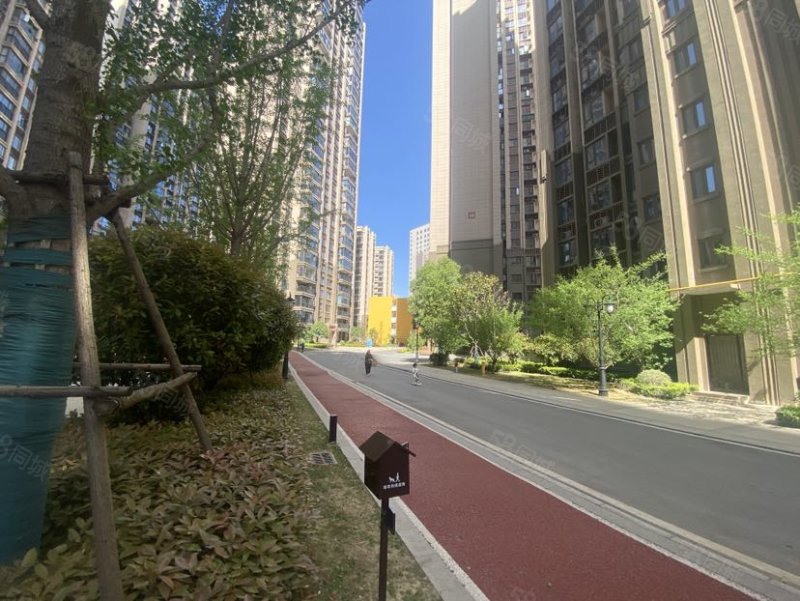 恒大城3室2厅1卫102.66㎡南北78.5万