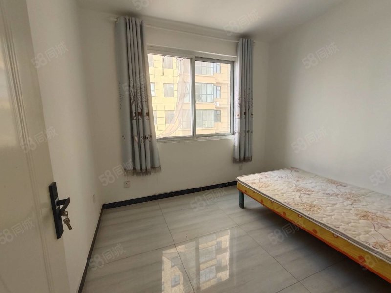 欧洲城(巨野)2室2厅1卫91.74㎡南北42万