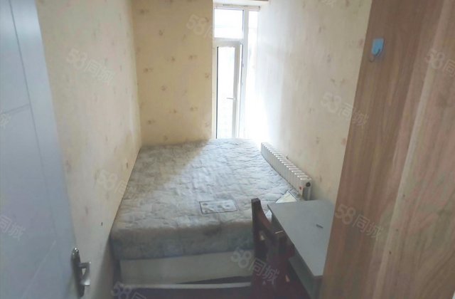 桂林胡同664号小区7室1厅91.82㎡58万二手房图片