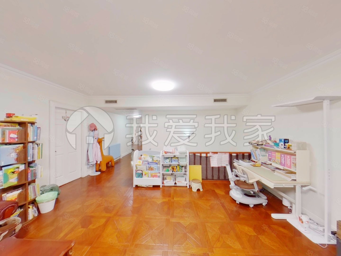 太陽國際公館4室2廳2衛(wèi)226.23㎡南北1299萬