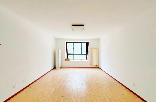 龙湖花园(天赋路)3室2厅141.48㎡235万二手房图片