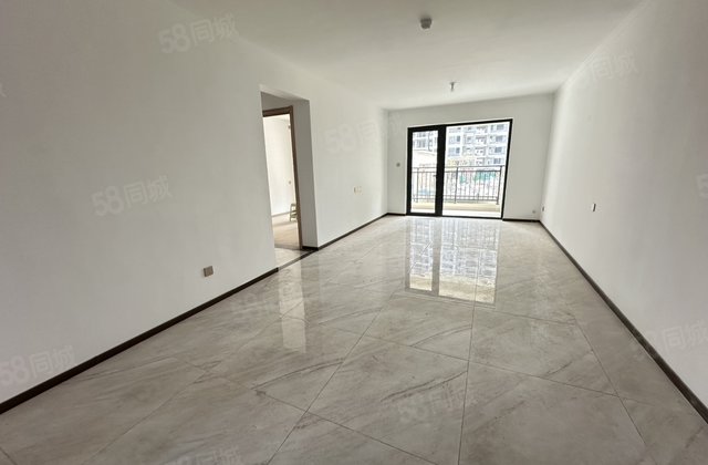 云麓九里   的户型  采光好  户型方正 房东  急售