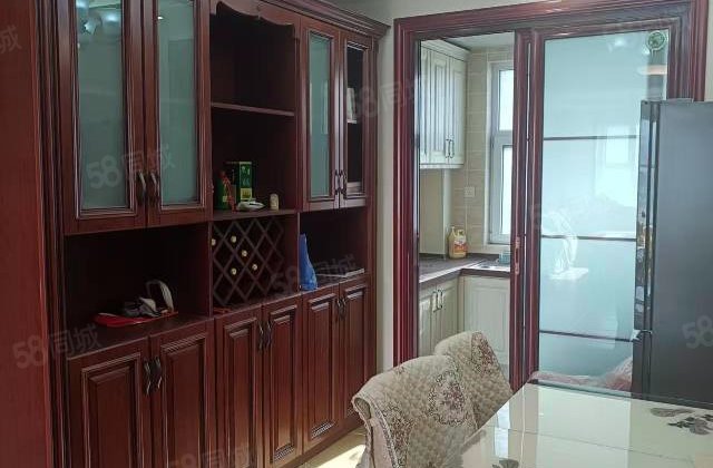 誉龙塞纳城3室2厅118㎡91万二手房图片