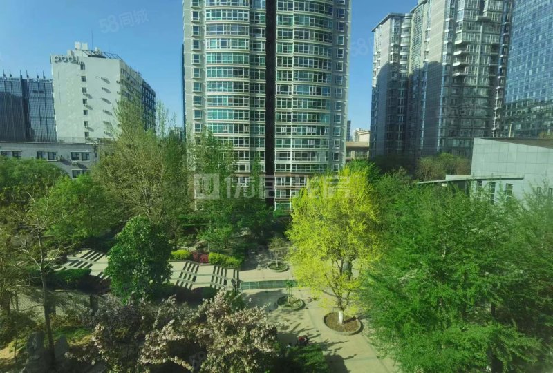 萬(wàn)豪國(guó)際公寓1室1廳1衛(wèi)67.69㎡北410萬(wàn)