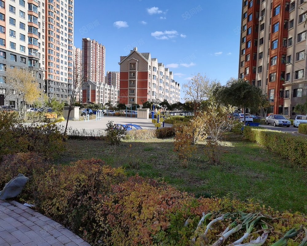 【英伦三岛龙凤小镇(公寓住宅), 英伦三岛龙凤小镇(公寓住宅)小区详情