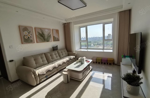 急售新房非顶精装修电梯西边户全明户型随时看房有钥匙带储藏室