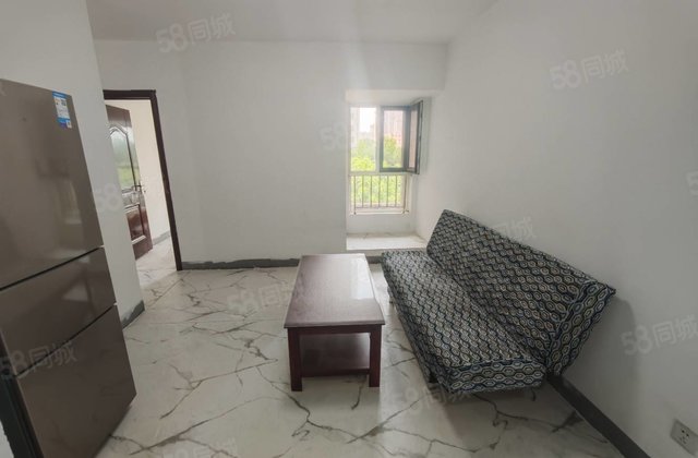 水岸花语 刚 需两室前排无遮挡 免大税 房东置换急售看房方便