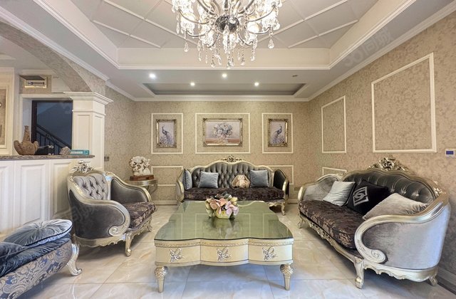 金科天湖小镇4室2厅155.6㎡139.8万二手房图片