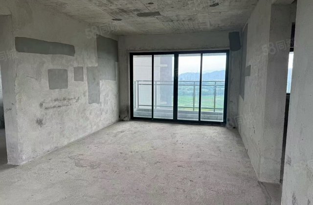 天南天誉城4室2厅132.1㎡45万二手房图片