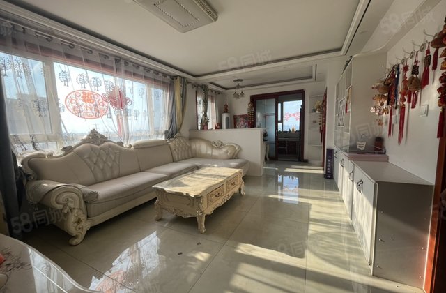 民生凤凰城新出精装三室边户！新一中！颐中外国语！