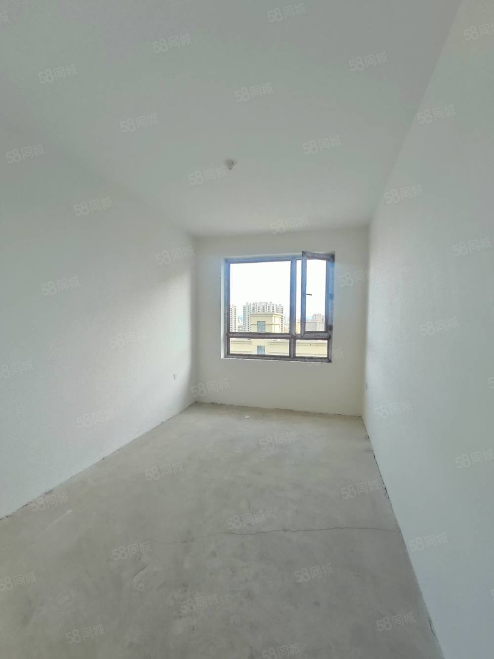 月星环球城2室1厅1卫80㎡南北28.8万