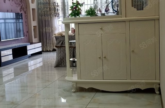 景秀黔城景秀银座组团3室1厅108㎡58万二手房图片