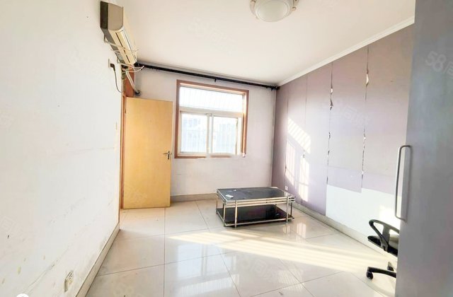 三层 文轩本部一墙之隔 地暖房 文轩花园 三室免大税带储