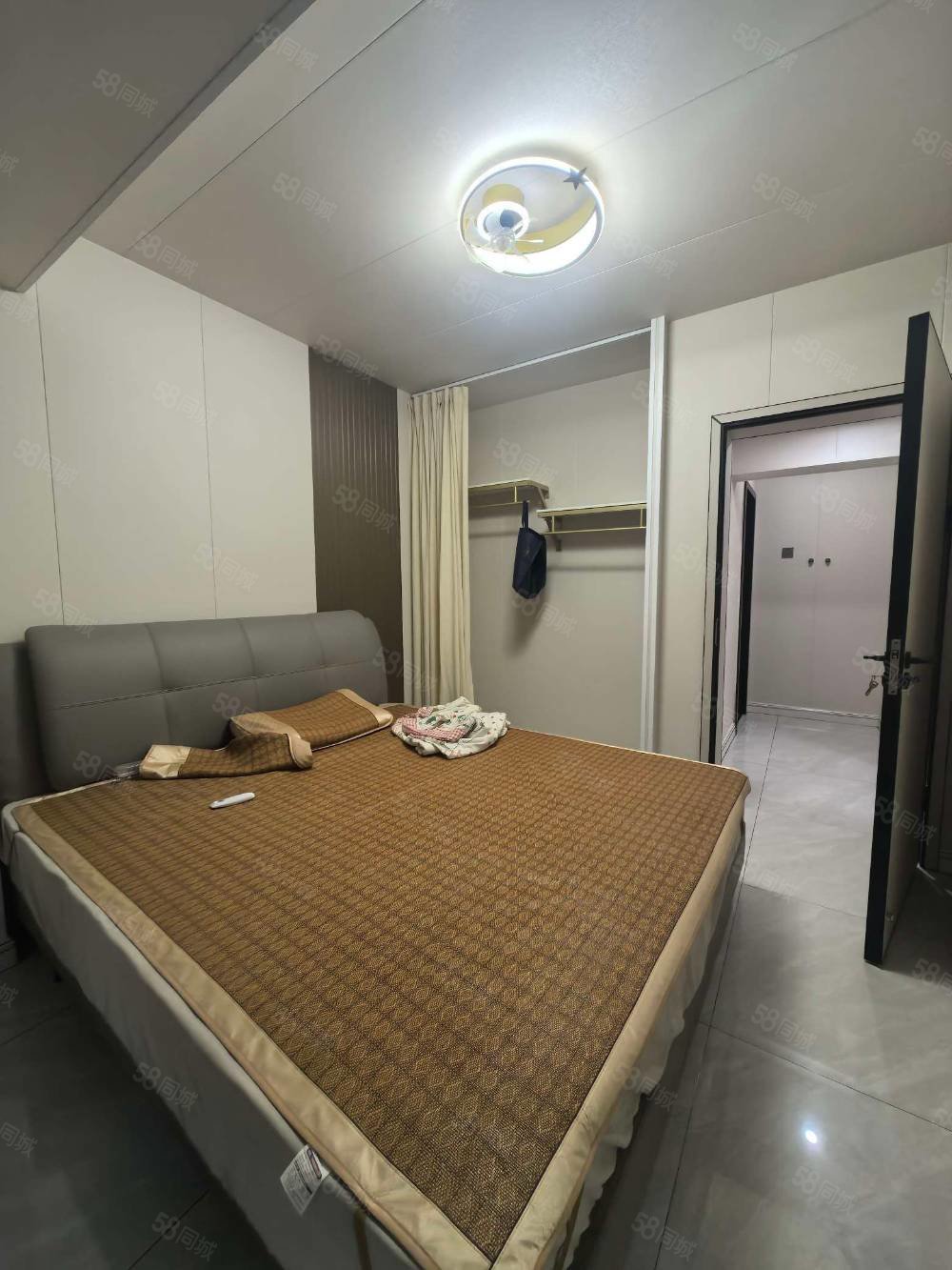 港中旅公元6室2厅3卫180㎡南北199万