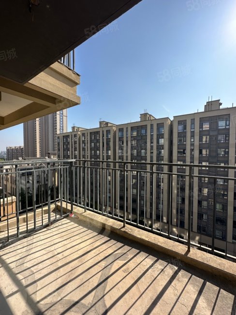 紫金湾3室2厅1卫88.77㎡南195万