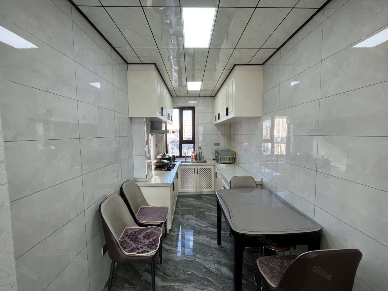 泊林小镇2室1厅1卫92.56㎡南北36.8万