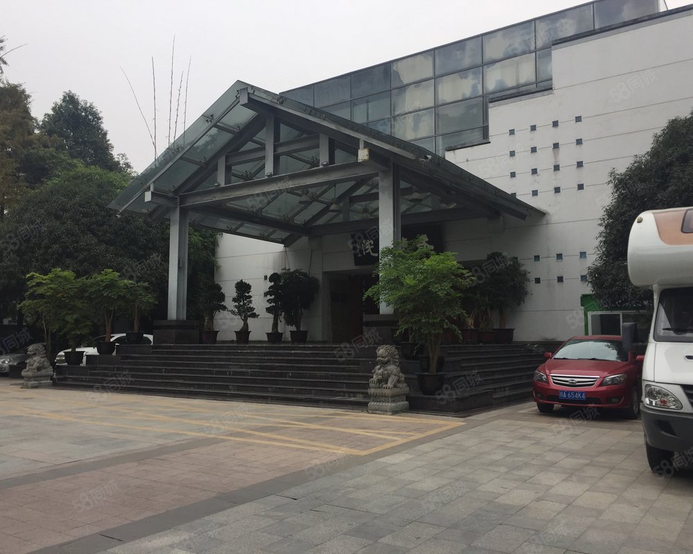 三利宅院白云渡